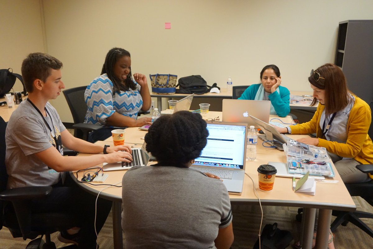 WWCAtl's tweet image. #WWCATLHack #TeamWorkTime! Team #LegendarySensors are developing an app with scalable sensors 2 monitor fuelsystems!