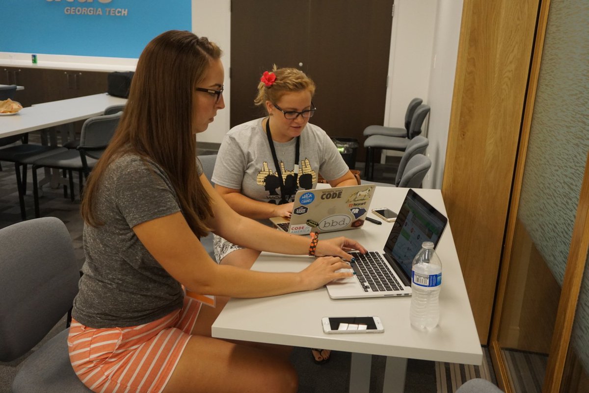 WWCAtl's tweet image. Want to plan parties and events more efficiently?! Team #PartyOn is making this happen!  #WWCATLHack #TeamWorkTime!