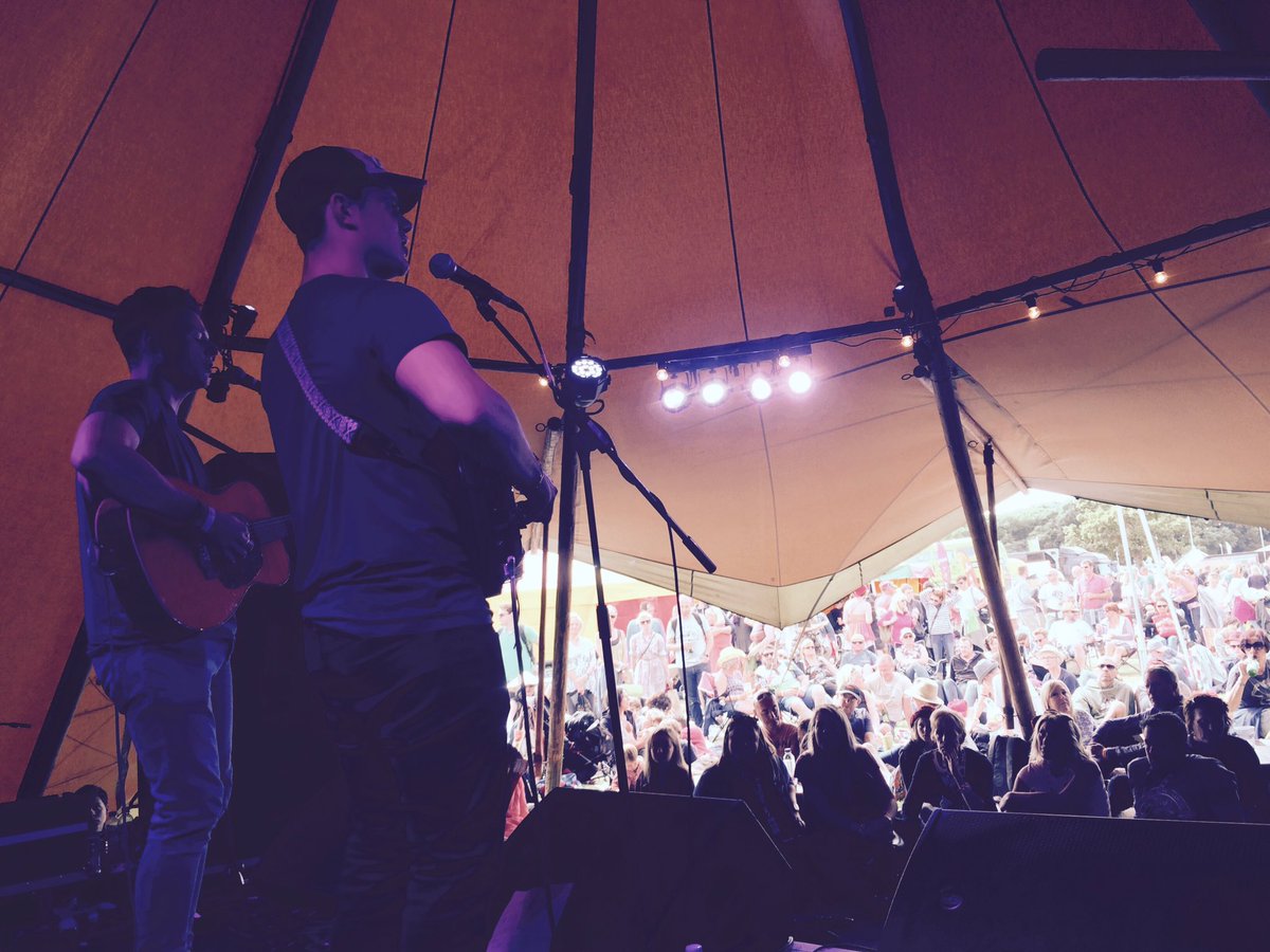 Possibly the best gig we've played! <a href="/achrisevans/">Chris Evans</a> <a href="/Carfestevent/">CarFest</a> Wigwam stage was rocking. Thank you to all! #Carfest