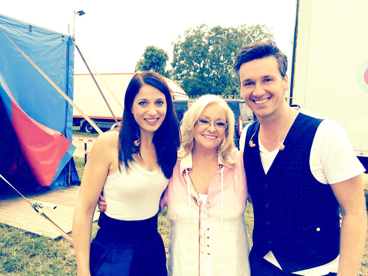 Leuk om backstage <a href="/CorryKonings/">Corry Konings</a> te ontmoeten!