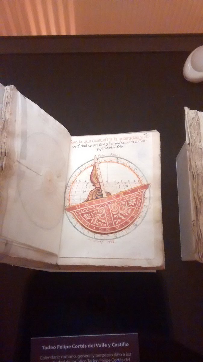 hansbrinker's tweet photo. La expo de libros móviles en @BNE_museo es pequeñita pero interesante. https://t.co/TUCGn1XTbO