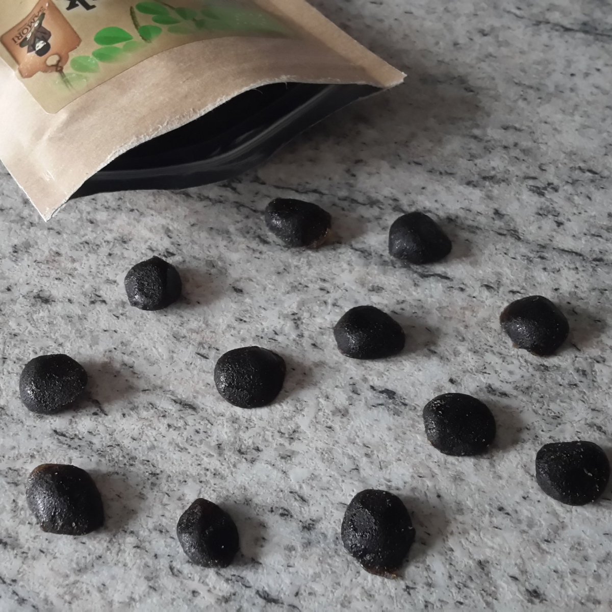 familiebamberg's tweet photo. #moringa #gummidrops #sanleaf #samori #naschen #blattpulver https://t.co/pVqELptOXa