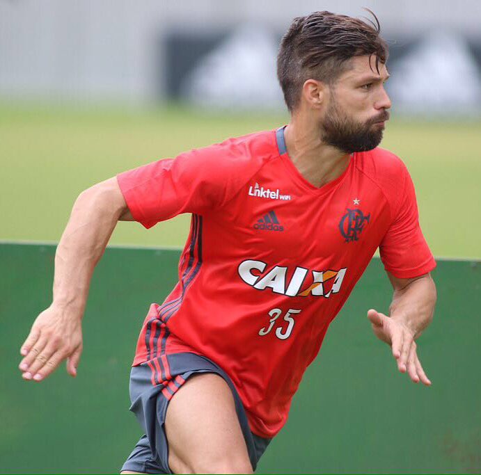 ribasdiego10's tweet photo. Seguimos evoluindo, em busca do ideal. https://t.co/pBkHVh5gZx