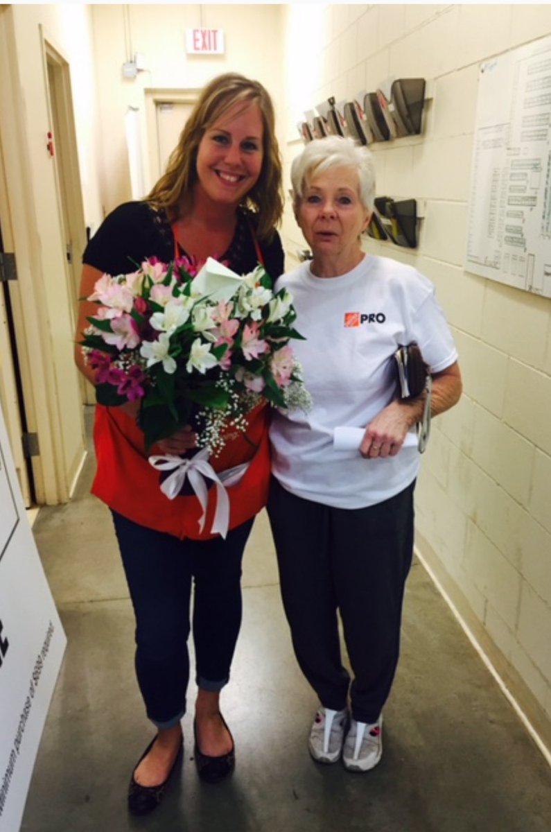 kellie_staley's tweet photo. When your customers bring you flowers because they're so amazed at what Home Depot has helped them with.... ❤ https://t.co/sNbI9R0AwN