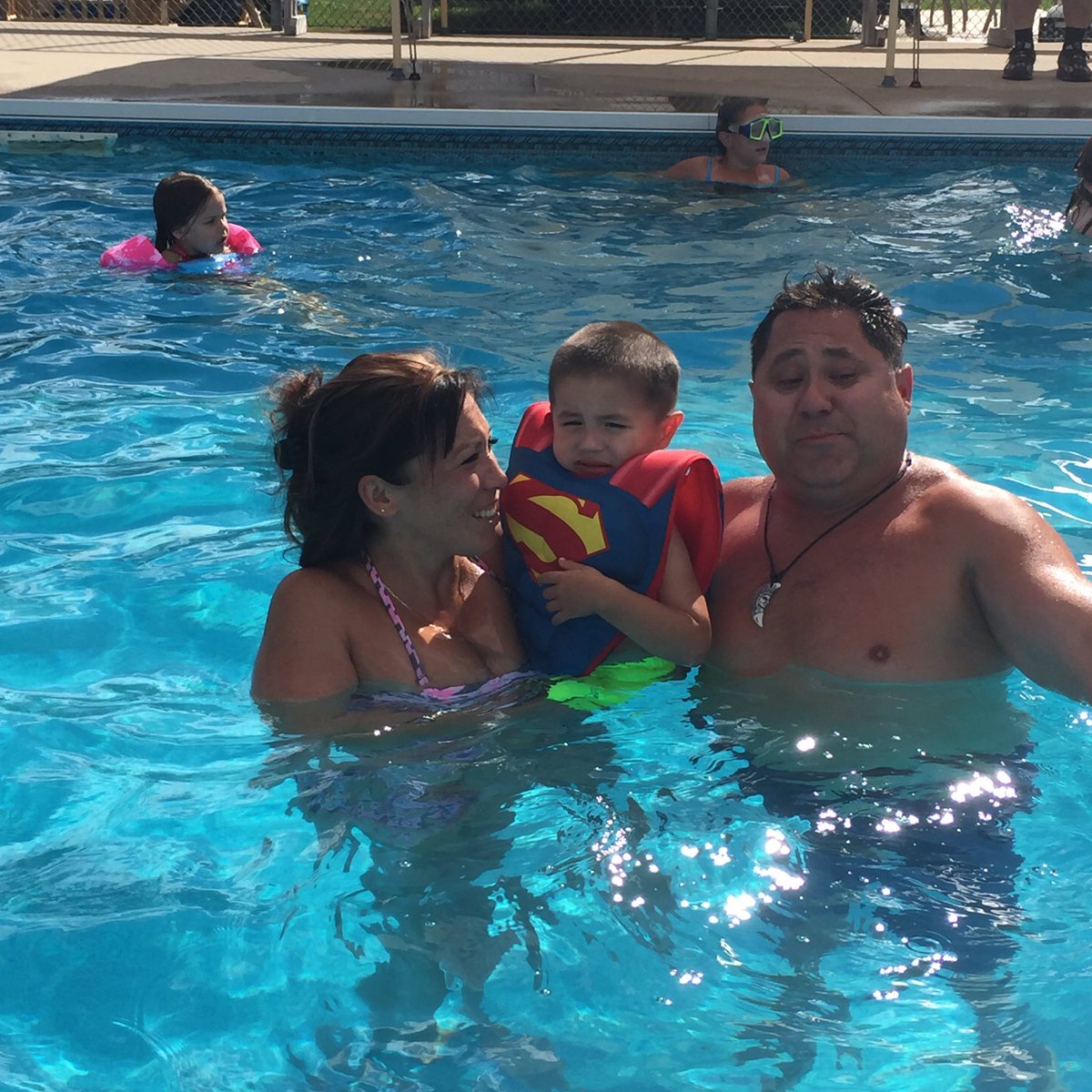 Verlene2009's tweet photo. Swimming #prayers4Josh https://t.co/Ha9EGxLFRO