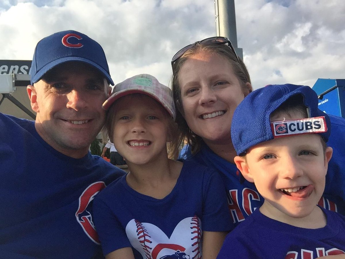 NickDurow's tweet photo. Go Iowa Cubs!! Beautiful night for some baseball in Omaha. #OPPDStormChasers @IowaCubs #IowaCubs https://t.co/Hktcktqjpw