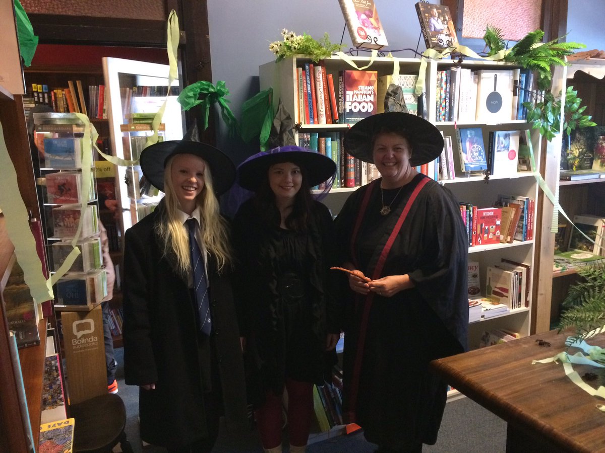 TDJ_Books's tweet photo. Time for a quick photo in the Forbidden Forest #hpscriptbook #CursedChild #HPScriptBook https://t.co/xGuXGChHoR