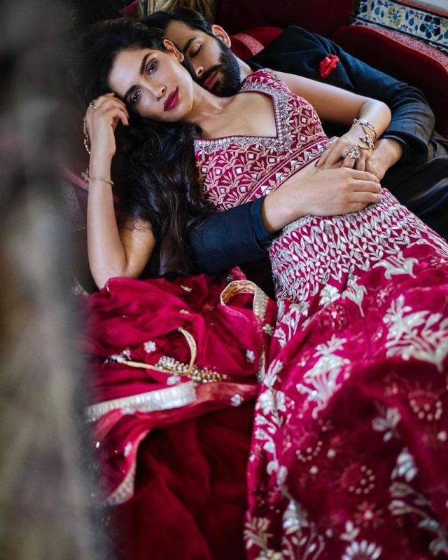 IndianCouturee's tweet photo. Anita Dongre Indian Couture 2016 collection https://t.co/R6UKM08chn