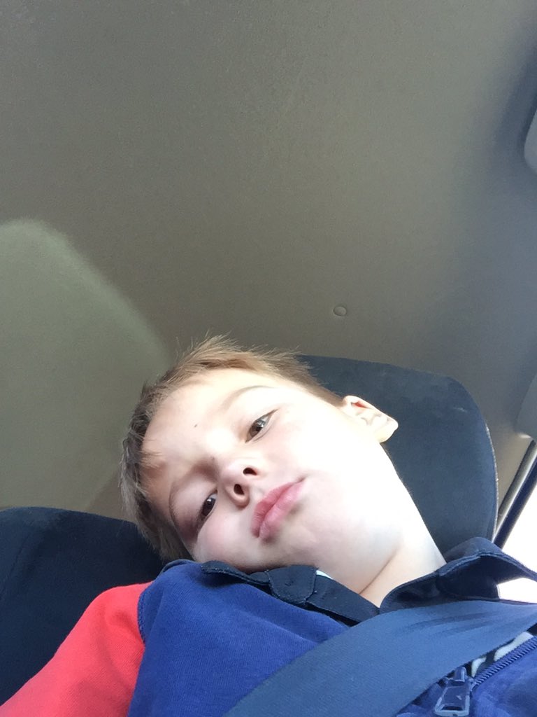 Robbybross tweet picture