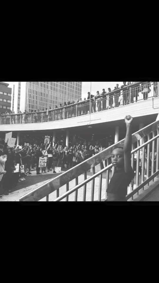 Disruptapa2016's tweet photo. Black Lives Matter rally in Stockholm, Sweden

#blacklivesmatter #Solidarity https://t.co/MfXWit2URr