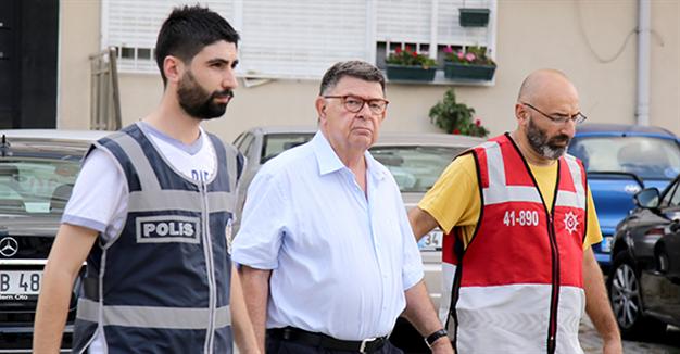 TRplatform's tweet image. 72-year-old journalist Şahin Alpay formally arrested pending trial in ongoing purge after failed July 15 coup.