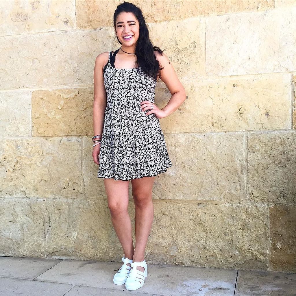 AustinRocksTX's tweet photo. Customer @chloe.pensiero is keeping the 90's alive with white jelly sandals from @caperobbininc , on sale for $9.00… https://t.co/o6esLJlbNC