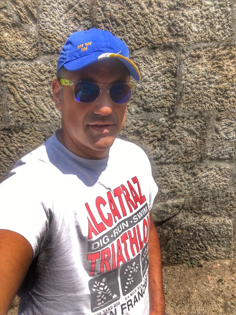 juanjocuquejo's tweet photo. Mañana es la #SFMarathon así que yo hoy con mi camiseta de #SanFrancisco 😜 https://t.co/IRJd6JDB7b
