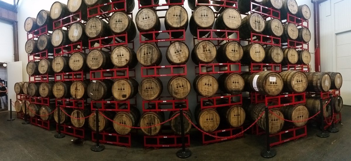 filbertman's tweet photo. is at Revolution Brewery https://t.co/oKfDAoNyDV