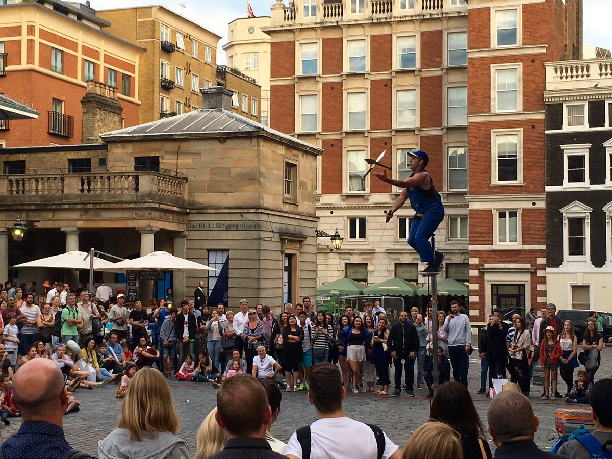jwgbeech's tweet photo. #StreetEntertainment #CGafterhours @CoventGardenLDN #London https://t.co/M2nHg8Tmx1