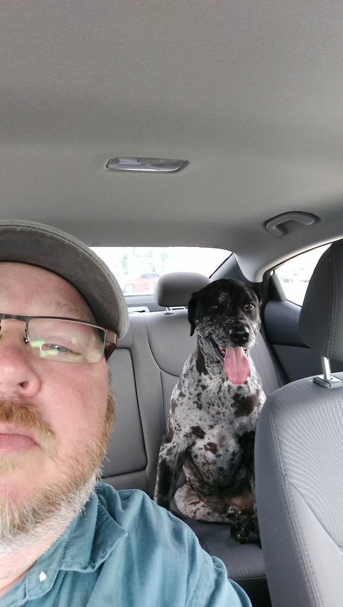 erniebreakfast's tweet photo. One of us finally got a haircut today and is super pumped about it...#FooManChew https://t.co/AvTUaHiWXZ
