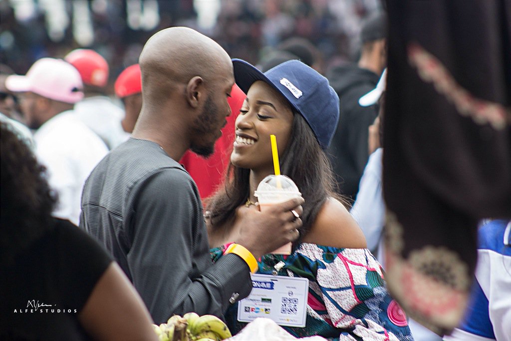 TheAlfe_'s tweet image. Some love birds spotted at the event. #tagthem #KONAMII2016 @Konamiiafrica #alfestudios