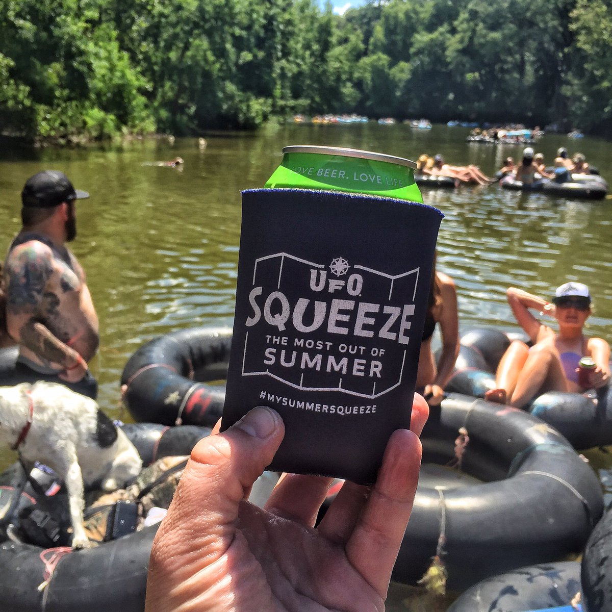 harpoonbrewery's tweet photo. Summer is always good for those laid back kind of days. 😎 #austin #mysummersqueeze @Harpoon_ATX https://t.co/5Q7akqo8Zz