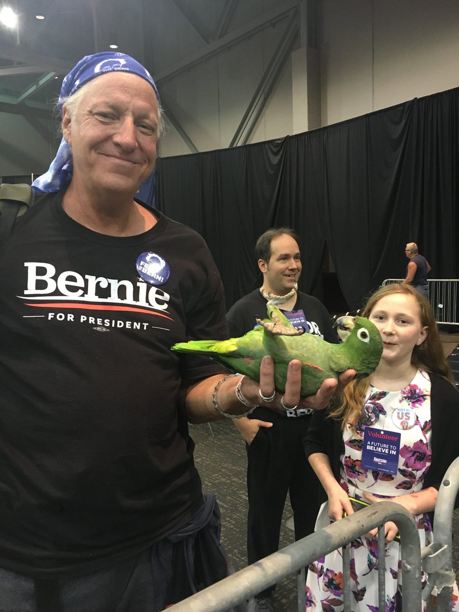 aerwaves_'s tweet photo. @janeosanders All Our Love To You &amp; Bernie💯. #OurRevolutionContinues #Midler4Bernie ☮❤️☮💕☮💙☮💞☮💚☮💗☮❤️☮💓☮❤️☮💖☮❤️🌊🌊🌊🌊 https://t.co/iy0pPMMzYv