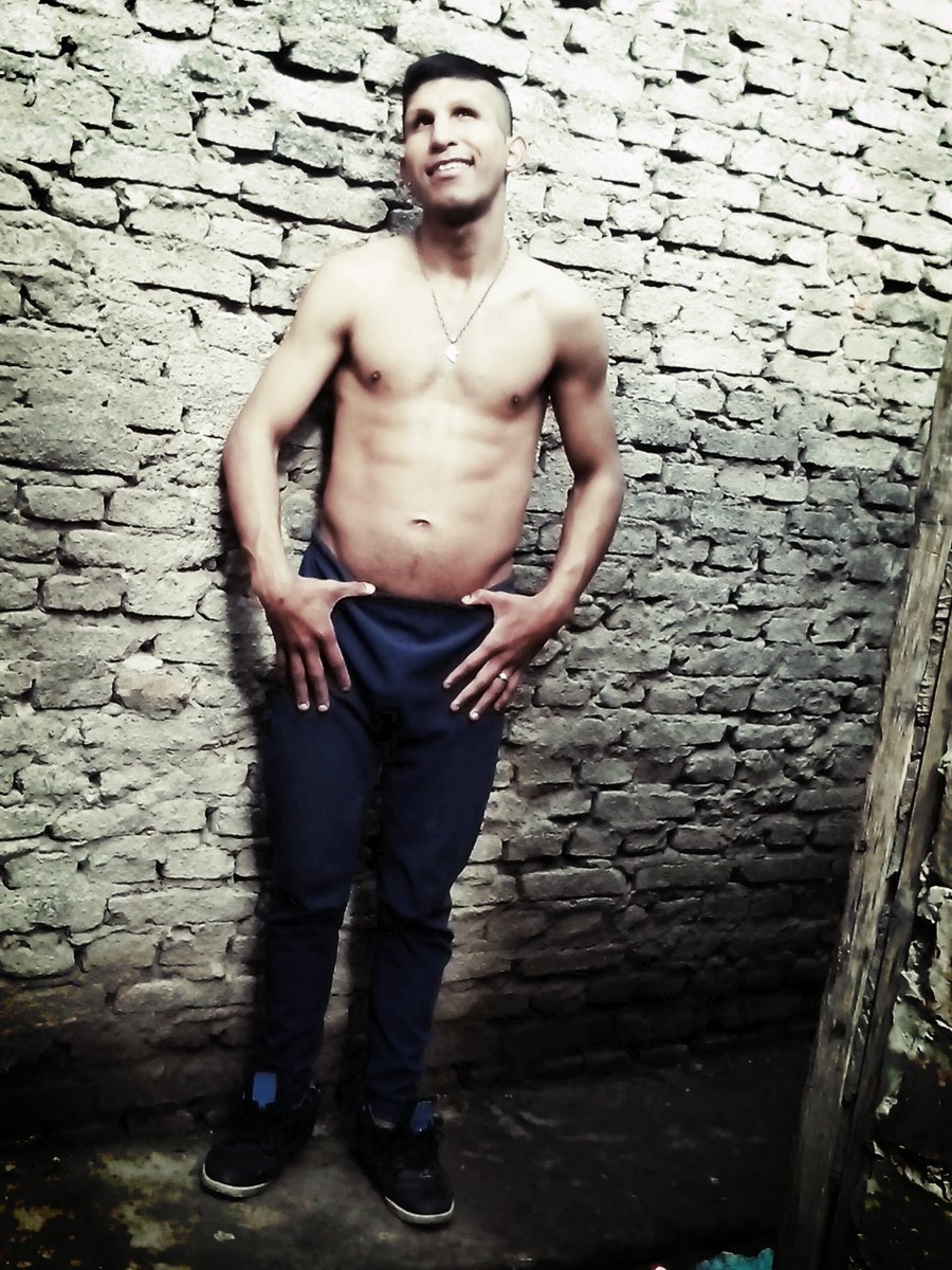 LeoVieraOk's tweet photo. #Model2016 #Smile #Crossfit #Glew #PH #JoseViera https://t.co/GDLcAkl9Xk