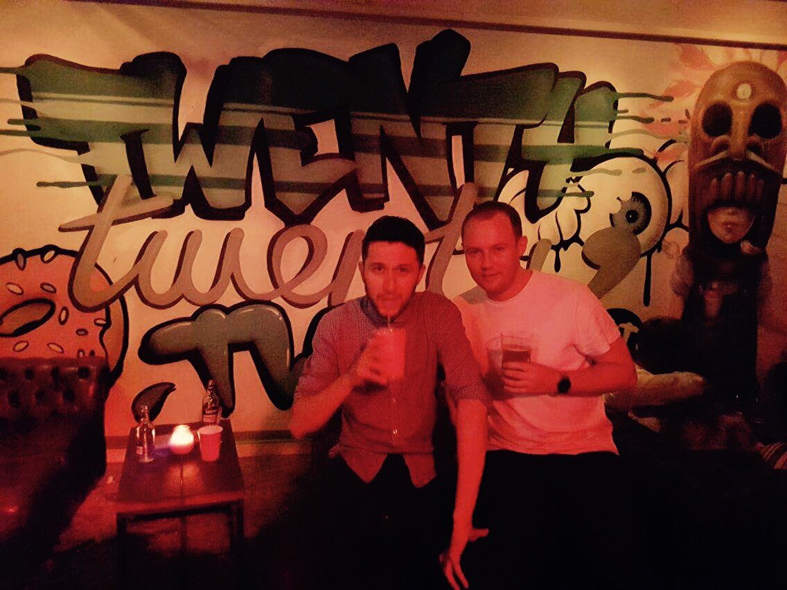 OneMinuteBriefs's tweet photo. With the #OMBLive1 #OMBLive2 &... #OMBLive3 host @dambritton checking out the venue @TTTMCR. You ready #OMBLES?? RT https://t.co/8ZH58wG6VI