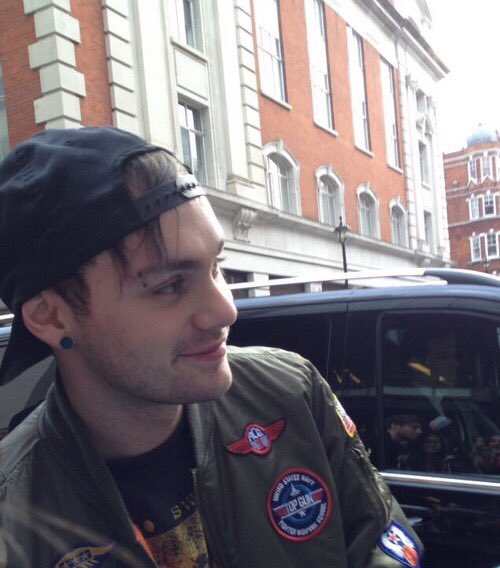 lovemgc_'s tweet photo. what a great angle https://t.co/pADXjTJ5Pt