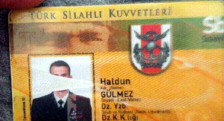 DikenComTr's tweet photo. Marmaris saldırısındaki yüzbaşı: Cemaat bağım yok, ‘birinin paketleneceği’ söylendi
https://t.co/WJvNZcx5cw https://t.co/rxvSaki1mo