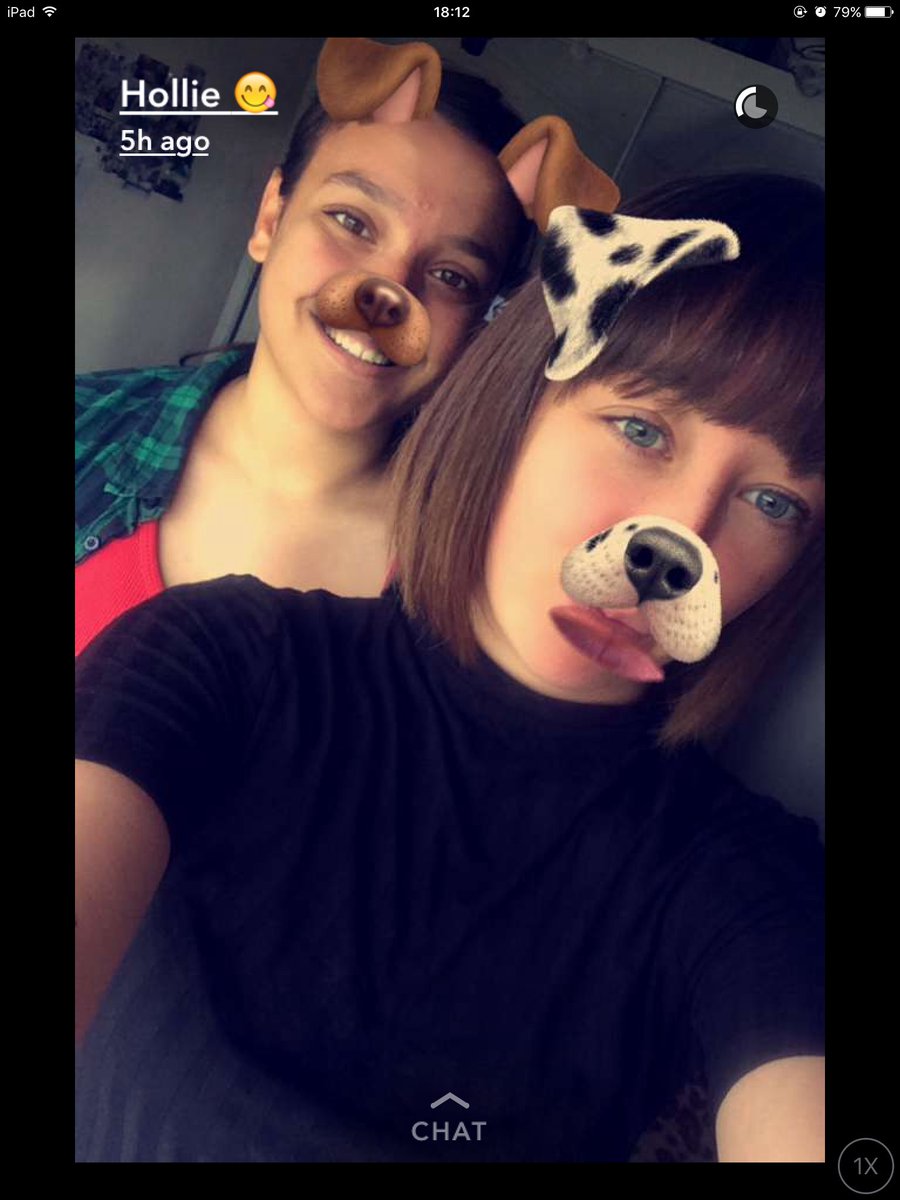 tween_shania's tweet photo. Awh love you guys #InternationalFriendshipDay 💜 https://t.co/a2gHCH2hMA