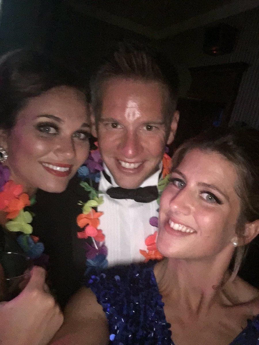HodgesLE's tweet photo. #NB16 #hot https://t.co/fXqWru4m25