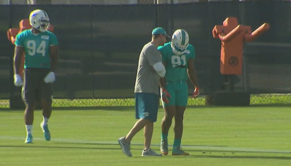 CAMP GASE: Dolphins star Cameron Wake ready for full recovery; Fins sign DB bit.ly/2aq5fmN?utm_me… https://t.co/YzPpuOUl5A