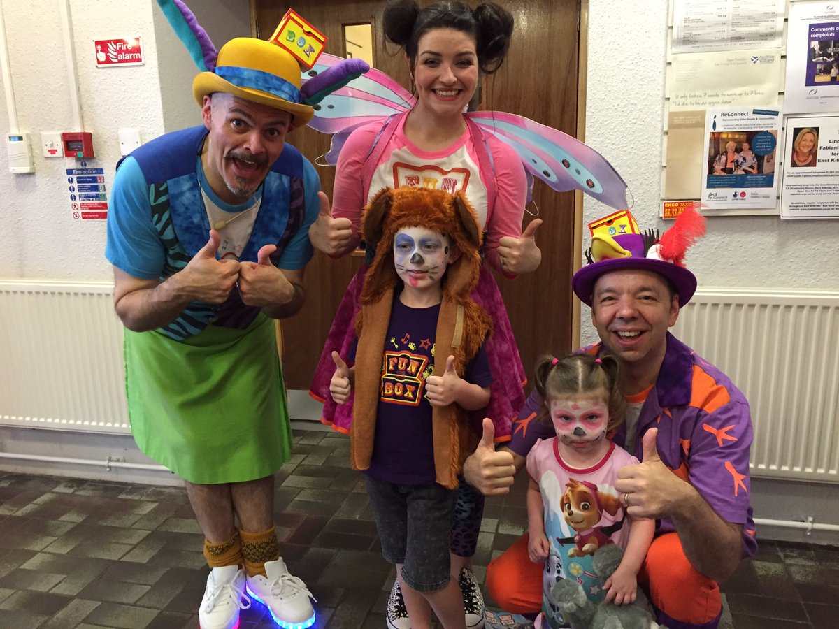 algazz37's tweet photo. #funboxshow Great day at East Kilbride to see Animal Magic. Huge thumbs up from Lee as always https://t.co/xpnPM2vdVZ
