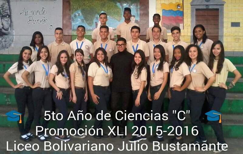 HuvitoO's tweet photo. Al fin bachilleres!!! #Bachilleres2016  #PromoXLI #5TOC https://t.co/ZpGmpyfLUt