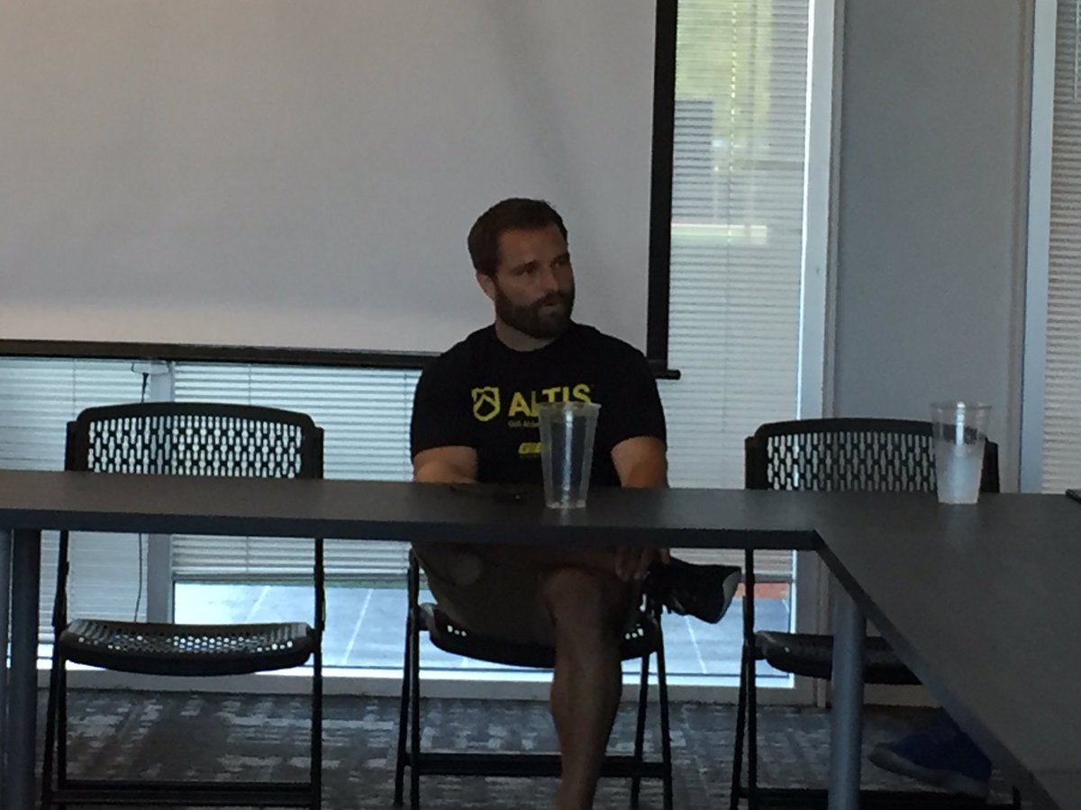 ALTIS's tweet photo. Be good to people, take risks, value relationships @Coach_BrettB
#SuperACP https://t.co/9VcgWBVIY0