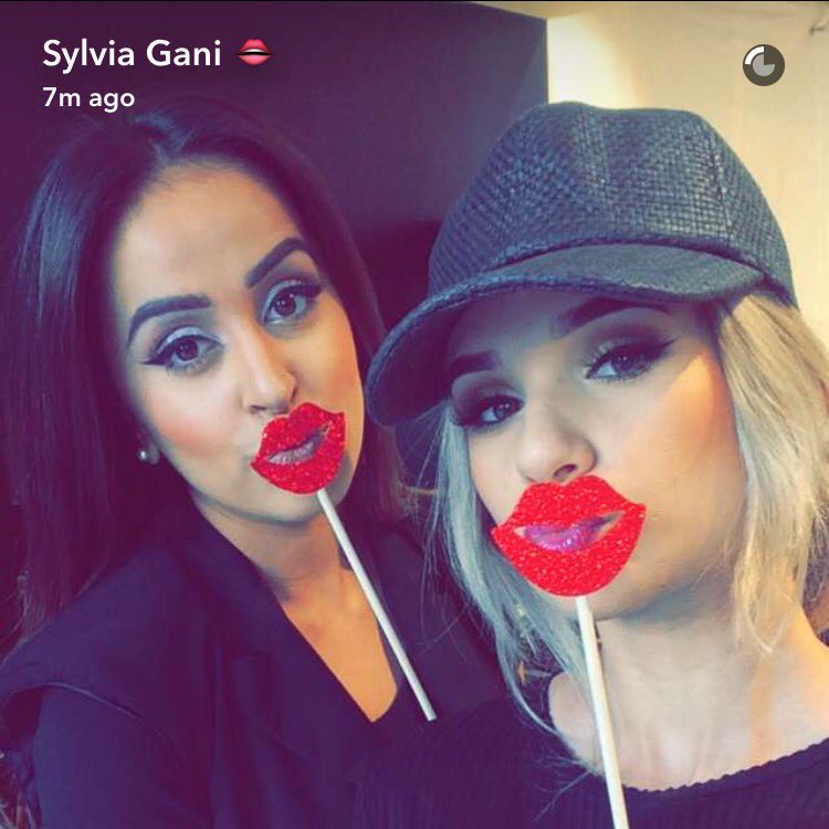 MiilknHoney's tweet image. yaasss @sylviagani , your eyes . 😍😍