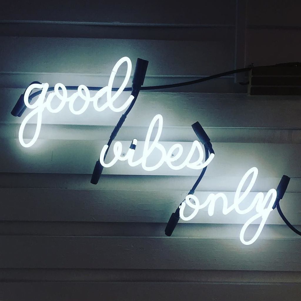 shoprefine's tweet photo. Enjoying The Weekend 💋#weekendvibes #shoplocal #refineyourstyle #boutique #shoprefine #girlsnight #dcstyle #acreati… https://t.co/zQaPwA7dDA