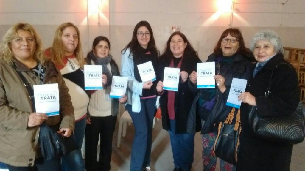 GLADISVILLALBA's tweet photo. Jornada De sensibilizacion #contralatrata en JCPaz  @ParemosLaTrata @ONGDDHHRazonar  @CMujeresPBA @juancjuarez11 https://t.co/ZsRv8Hd5LU