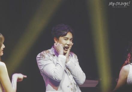 ariel1225tiara's tweet photo. なんて立ち直りが早いんだろうw
だってだってやっぱり好きなんだもん❤︎
#waiting4PJM
#애인만들기
#D_335 https://t.co/U1yy6Dbzbr