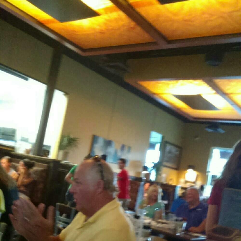 KennethsThought's tweet photo. Eating at Ruckus  @RuckusPizza @getstealz https://t.co/jdNFjOzmXs