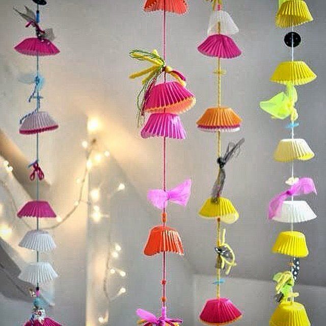 tiendascreativa's tweet photo. Después de ver este hermoso movil con #capacillos para #cupcakes y unas cuantas cintas… https://t.co/8oyAsJ0zha https://t.co/O68axlEiJD