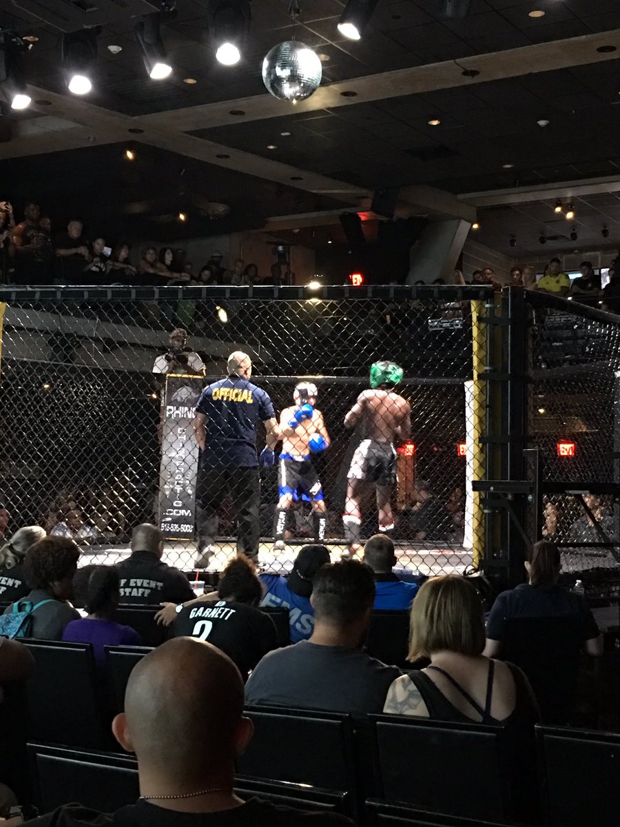 ECFmma's tweet photo. First fight of the evening! #ECF11 #ECFmma https://t.co/LWQhGpetmb
