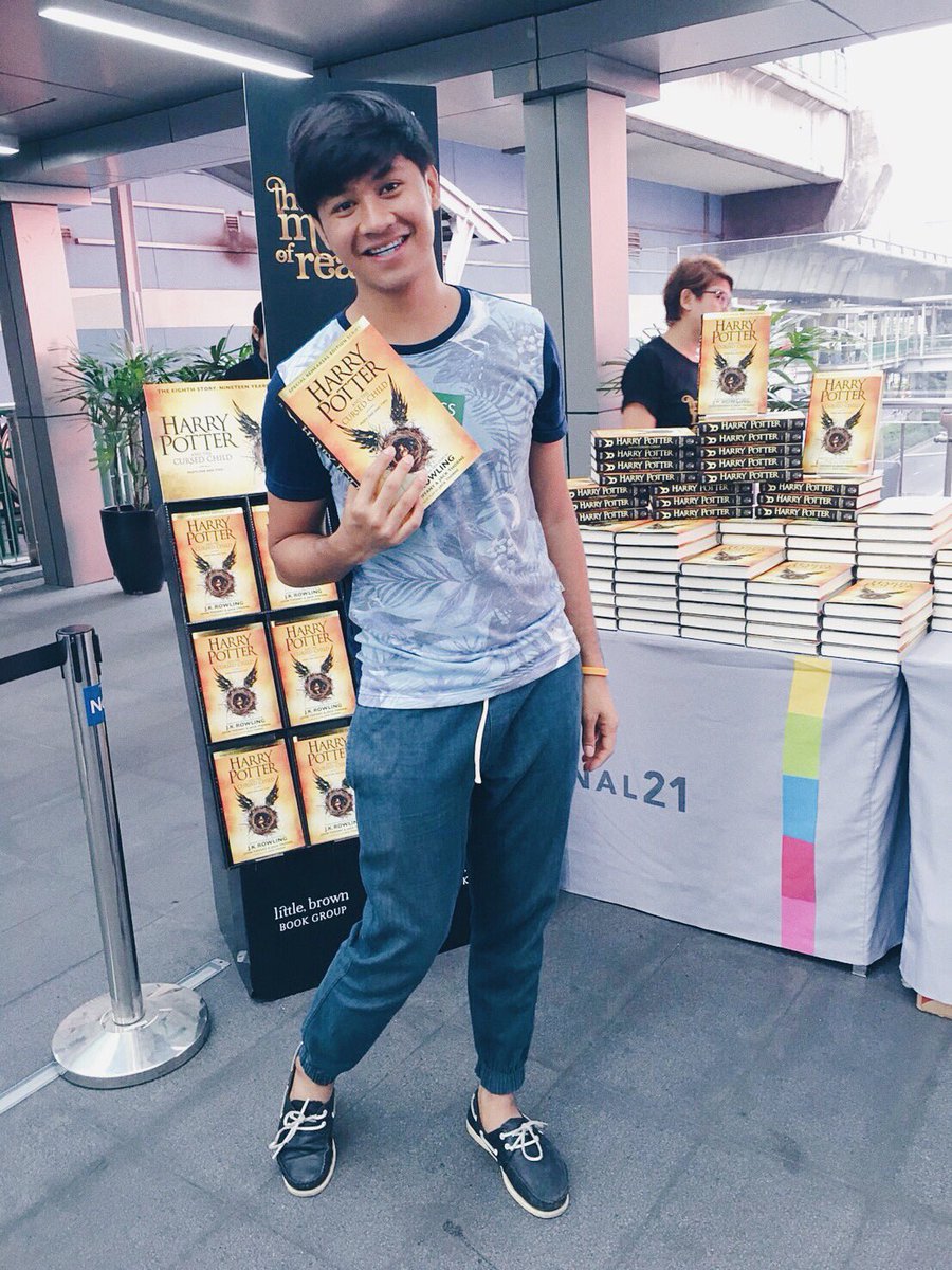 JIRATA_JT's tweet photo. หมายข่าว 06.00 เป็นช่องเดียวที่ไปด้วย เปรี้ยวป่ะละ #HarryPotter #cursedchild #cursedchildren #TNN24 #TNNบันเทิง https://t.co/OgfKATjqdR