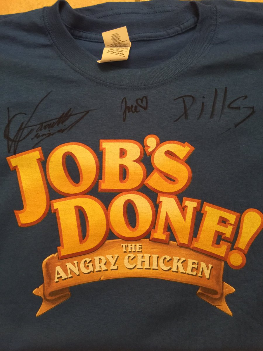 MikeAuman1's tweet image. My #CreateCon awesome signed by @GarrettArt @JocePlays and @williedills