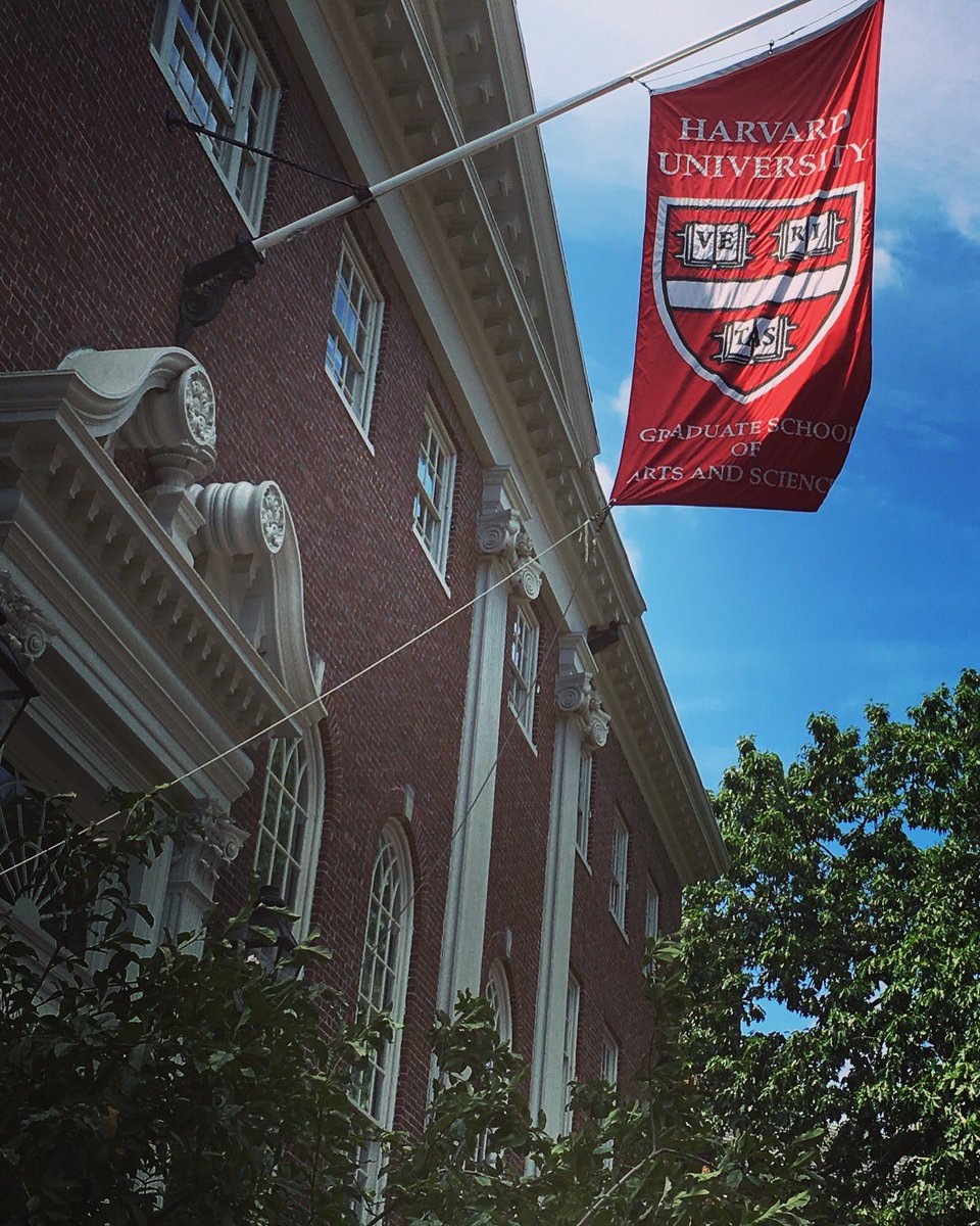cjohnsonking5's tweet photo. Already shopping for schools for my Little Bean...I think this one will do 😜 @Harvard #Boston #College https://t.co/T8CYMhB5LK