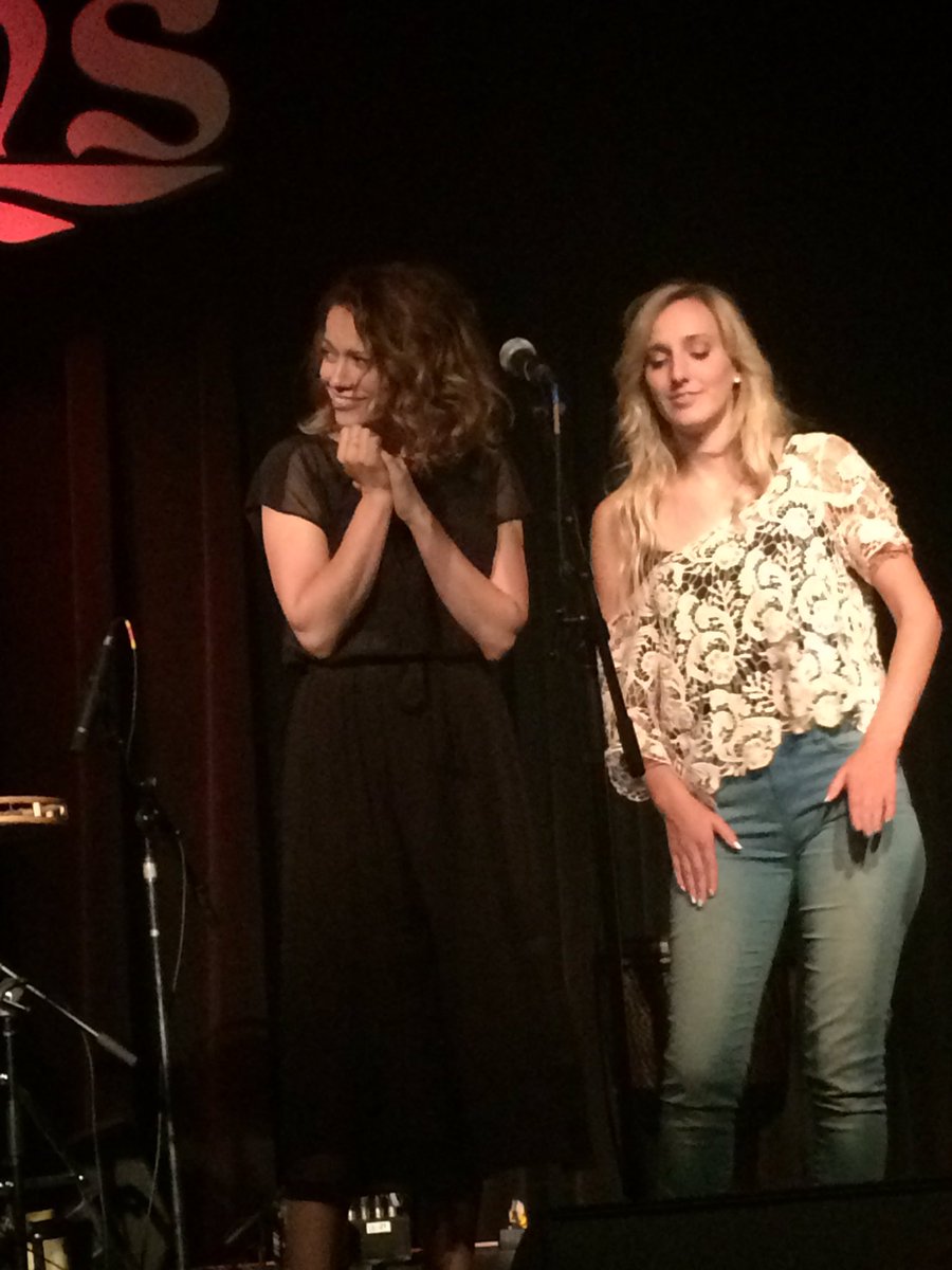 lifewithashIey's tweet image. @BethanyJoyLenz and her @FirepitBand blew me away last night. Such an amazing show ❤️