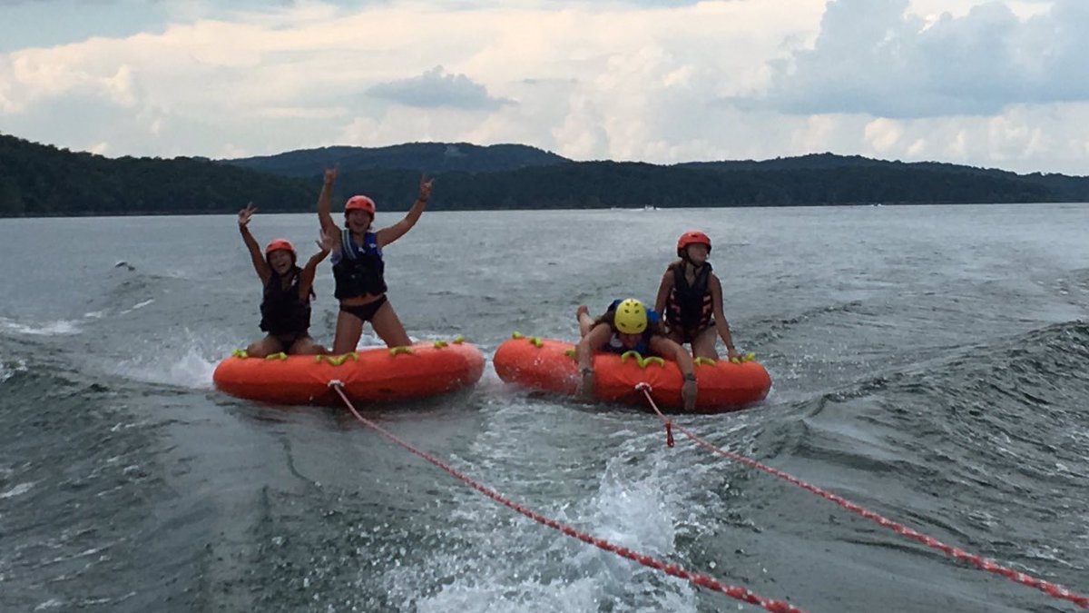 d_johnson_9's tweet photo. definitely the best week of my life!!! #kcn2cwc #younglifecamp #clearwatercove https://t.co/QCGTUdj1MW