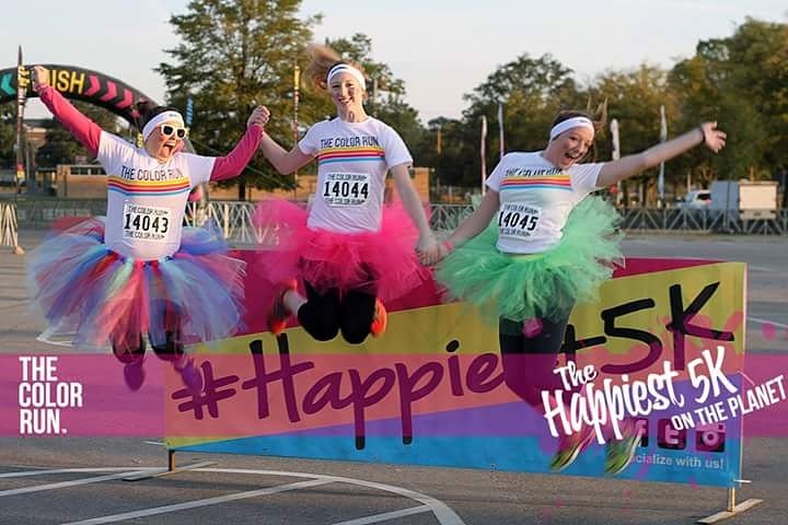 Hari terakhir pengambilan Racepack. Kami akan buka hingga pukul 8 malam di Kuningan City. #Happiest5K #Tropicolor
