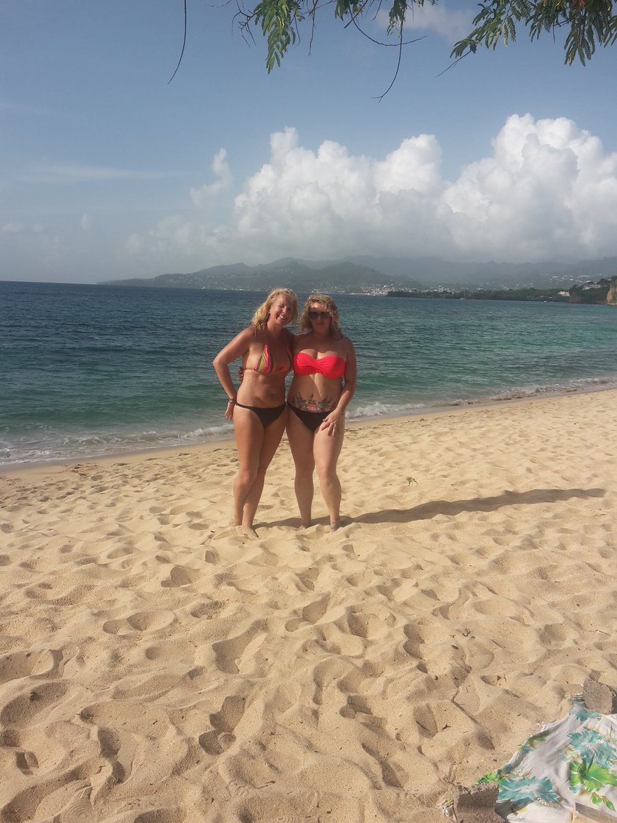 PollyPirate's tweet photo. Can't beat a beach day! #Grenada #BeachBum #IslandLife https://t.co/IFhBWTASQT
