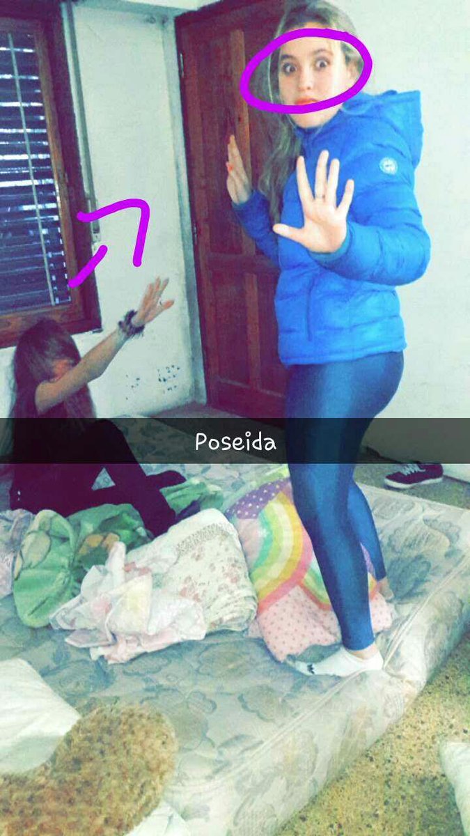 NaxiReyes's tweet photo. Por más juntadas así con ustedes😍 ya las estoy extrañando @camudiaz775 @valemmGravano @martuh4 https://t.co/HUT5M4wDRt