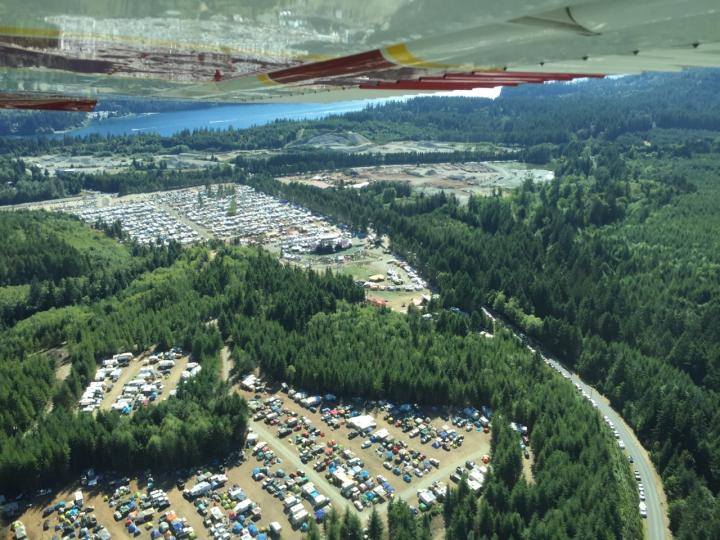 SunfestCountry's tweet image. We've got friends in high places! #SunfestCountry taken from a float plane on Friday! 

#LaketownRanch #gonecountry