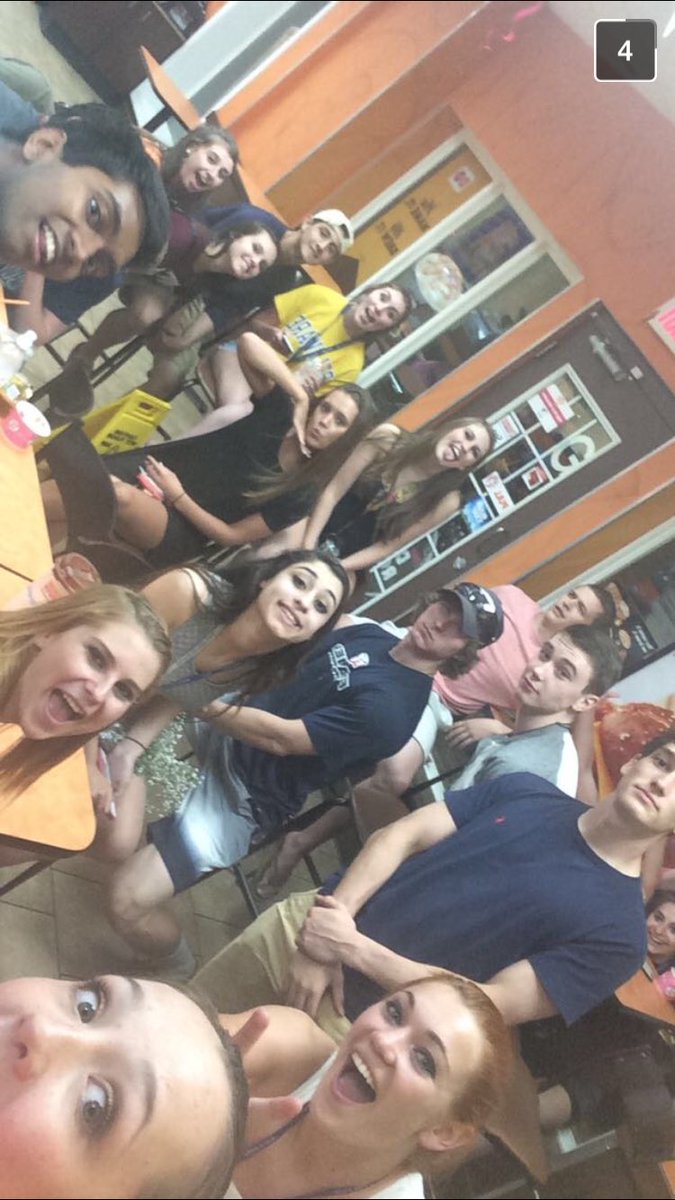yvannamh's tweet photo. Throwback to the best class with the best people bc #NationalDanceDay #APDance ❤️💃🏻👯 https://t.co/P9O9ybtyfA